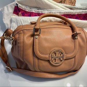 Tory burch leather bag